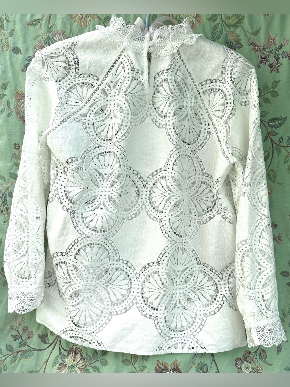 Sezane Paris lace top white open pattern Bianca like new sz small max 34 bust - Picture 2 of 4